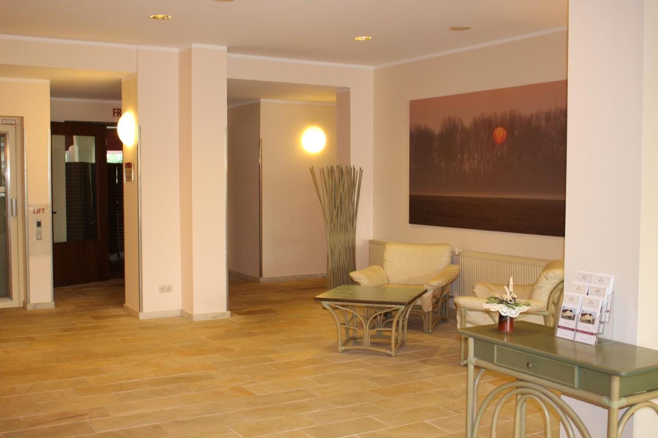 Bed & Breakfast Hotel Muellerhof คาพุท ภายนอก รูปภาพ